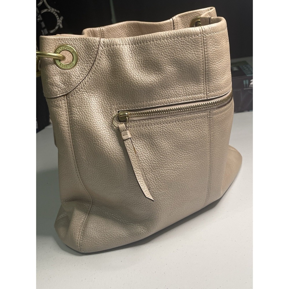 COACH 18889 PENELOPE Champagne Pearl Gold Pebbled Hobo Slouch 2011 FREE SHIPPING - Picture 4 of 16
